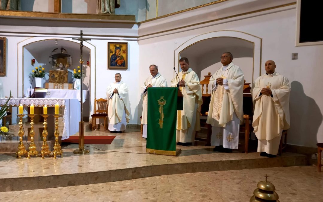 „KATECHETO, PRZYJDŹ I&nbsp;ODBUDUJ MÓJ KOŚCIÓŁ” – SPOTKANIE WIZYTACYJNE W&nbsp;BOGATYNI