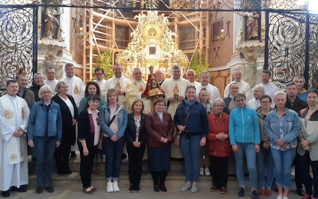 POD&nbsp;OPIEKĘ MARYI – DZIEŃ SKUPIENIA PRACOWNIKÓW LEGNICKIEJ KURII BISKUPIEJ